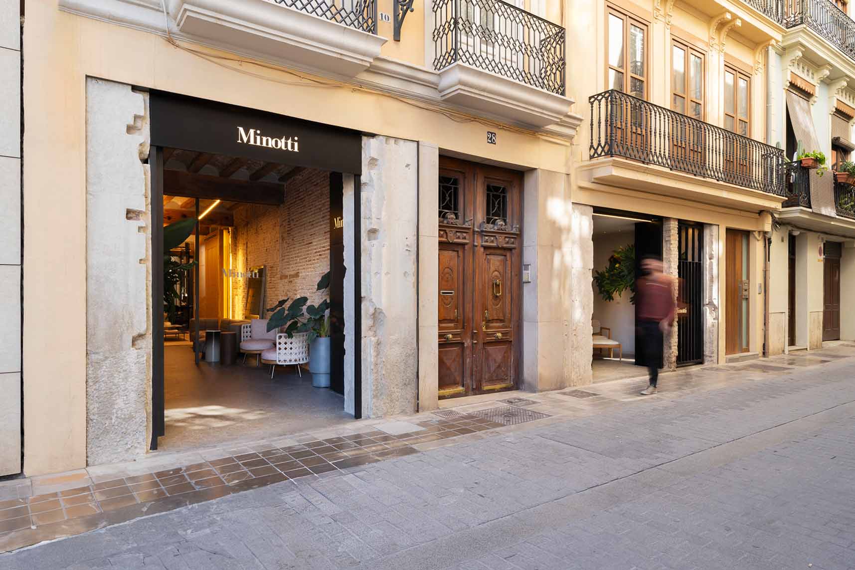 Minotti Valencia by Pepe Cabrera Homes